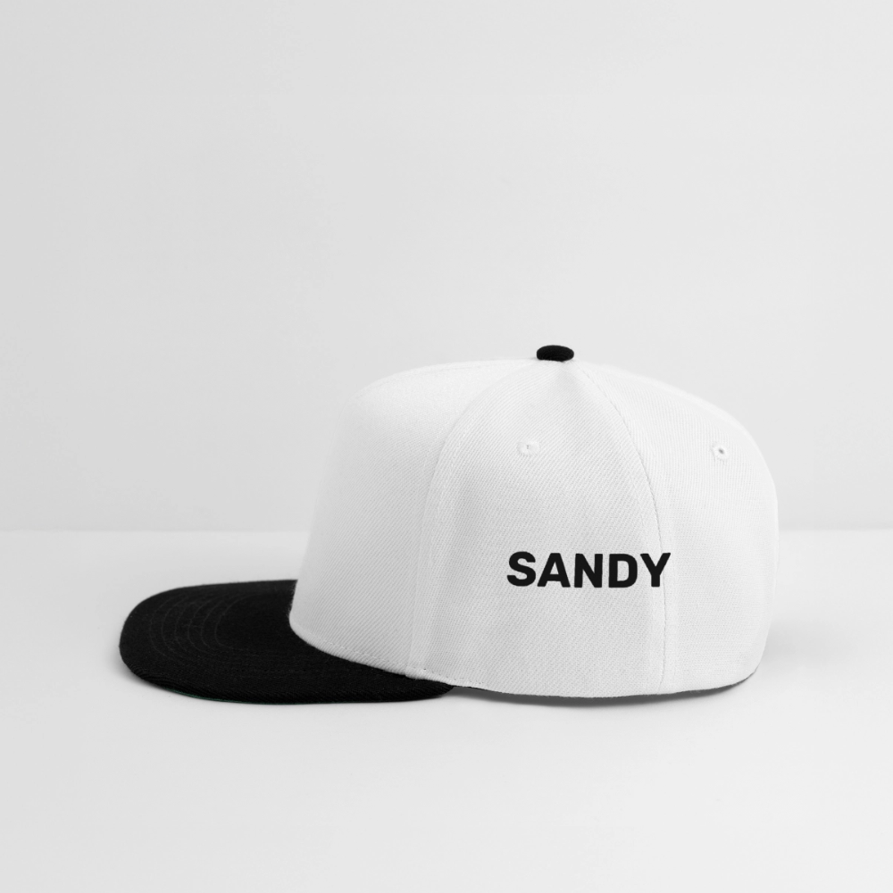 LUXUSGANGSTER Exclusive Cap – Limited Edition (100 Stück weltweit) Nicht einfach nur eine Cap. Ein Statussymbol. Eine Bewegung. Ein Sammlerstück. - Weiß/Schwarz